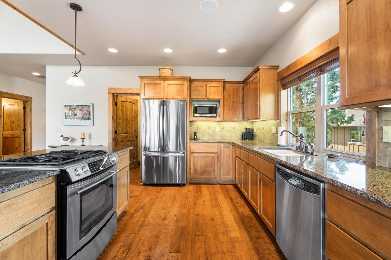 Photo of 330 Vista Rim Drive 20 of 103