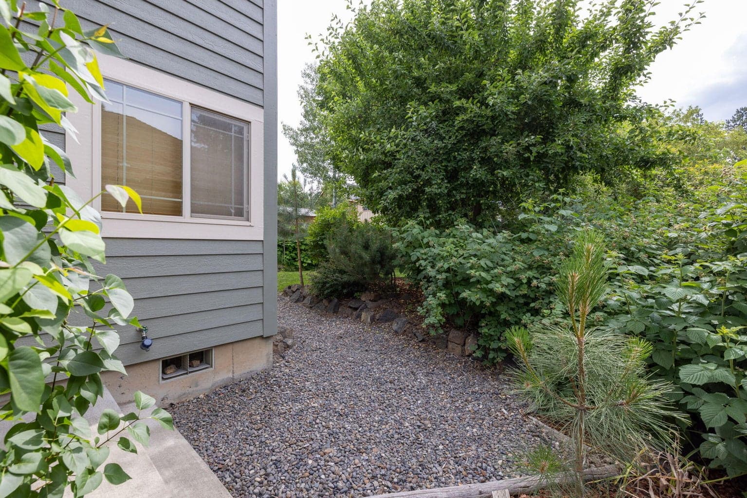 Photo of 1217 SW Tanner Court 39 of 44