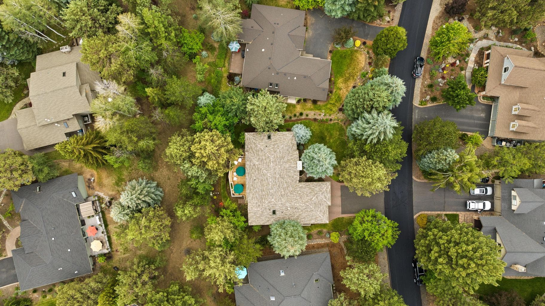 Photo of 2697 NW Whitworth Way 31 of 35