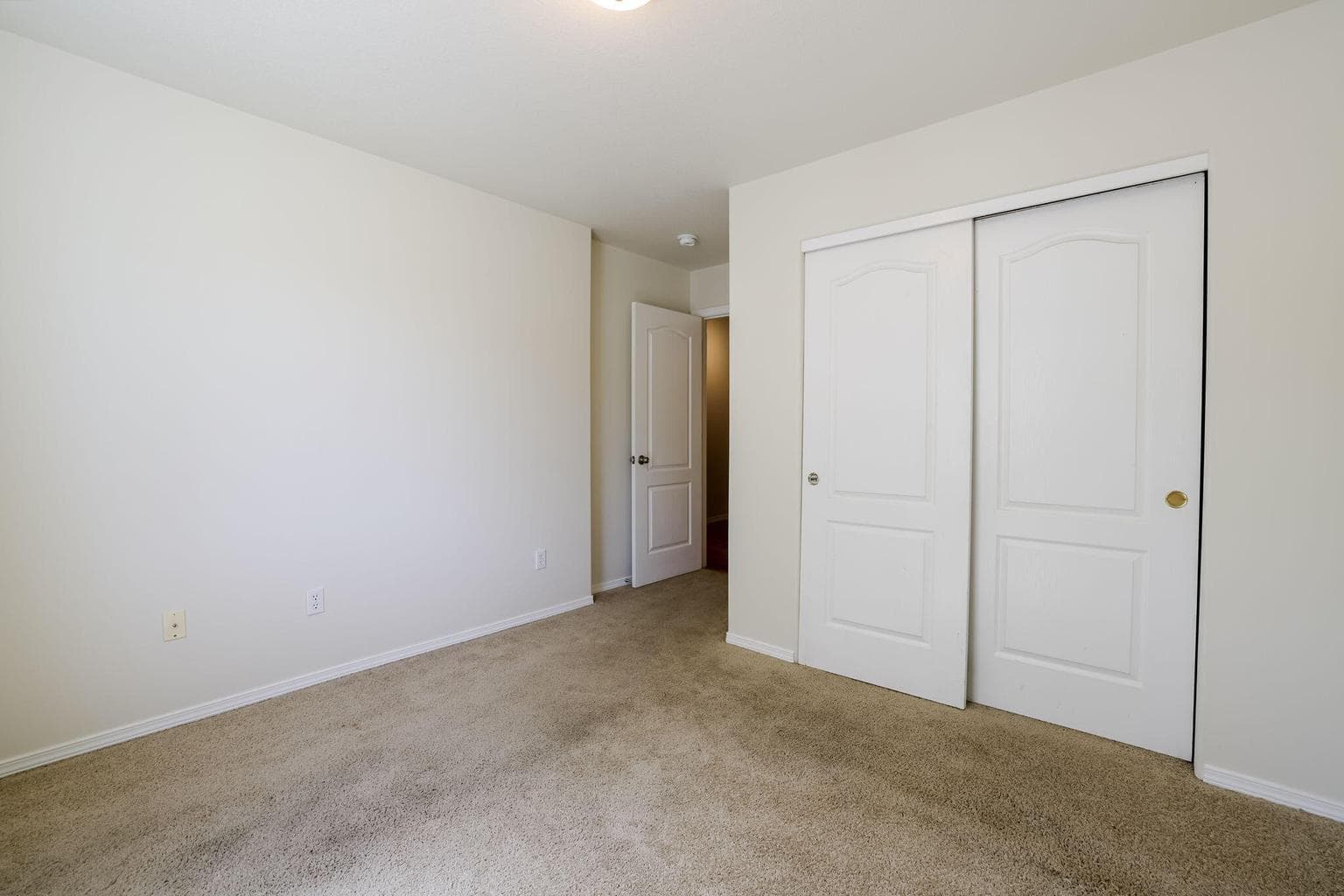 Photo of 61067 Borden Drive 15 of 20