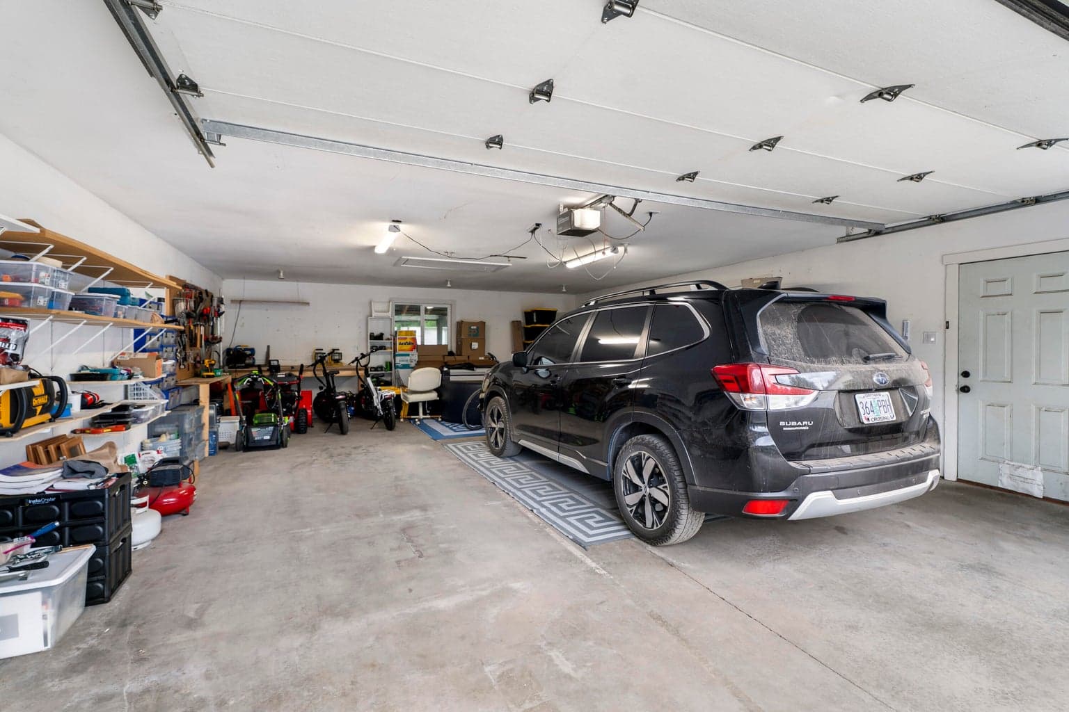 Photo of 17011 Mayfield 5 of 44