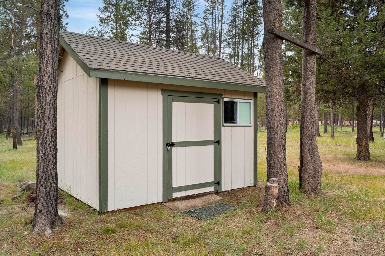 Photo of 17011 Mayfield Drive 41 of 44