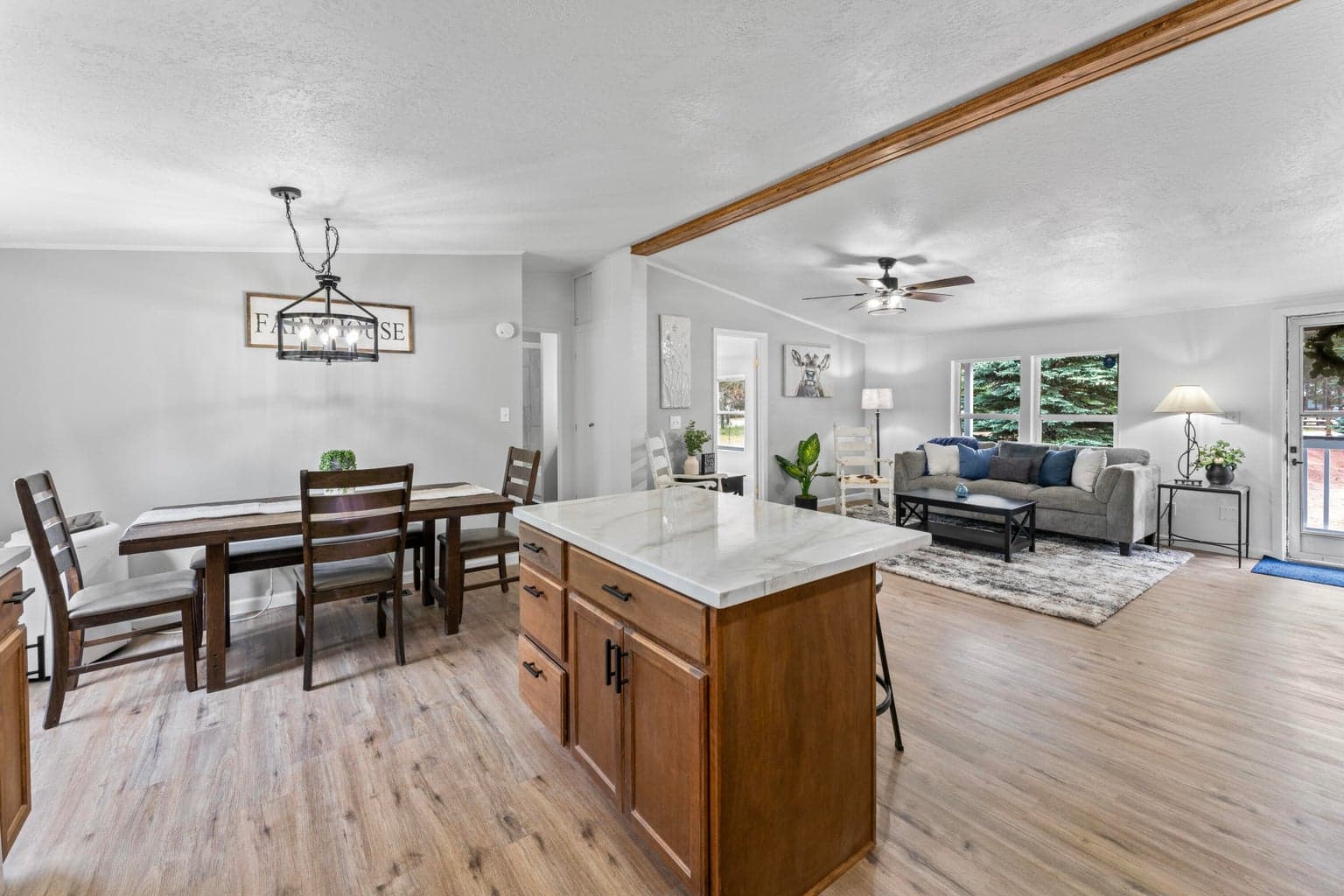 Photo of 16076 Blackfeather Lane 11 of 40