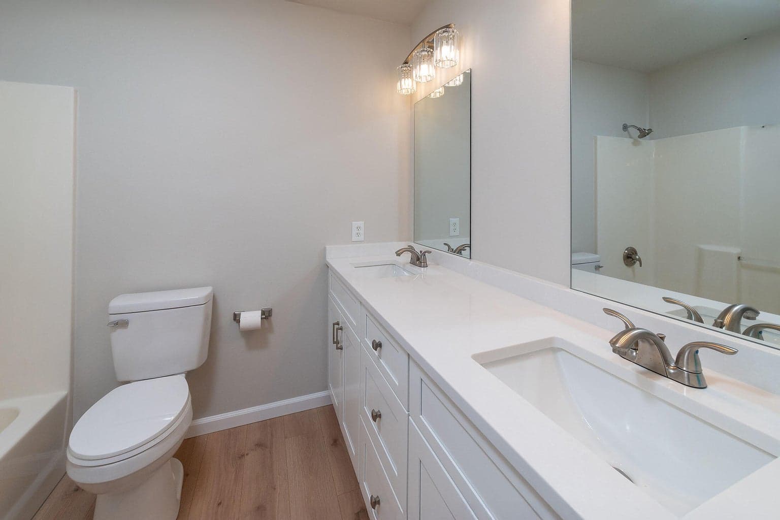 Photo of 2536 SW Volcano Avenue 11 of 20