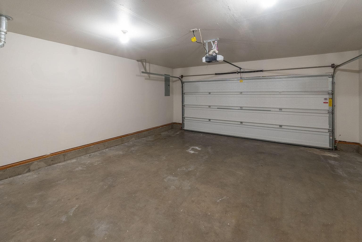 Photo of 2536 SW Volcano Avenue 17 of 20
