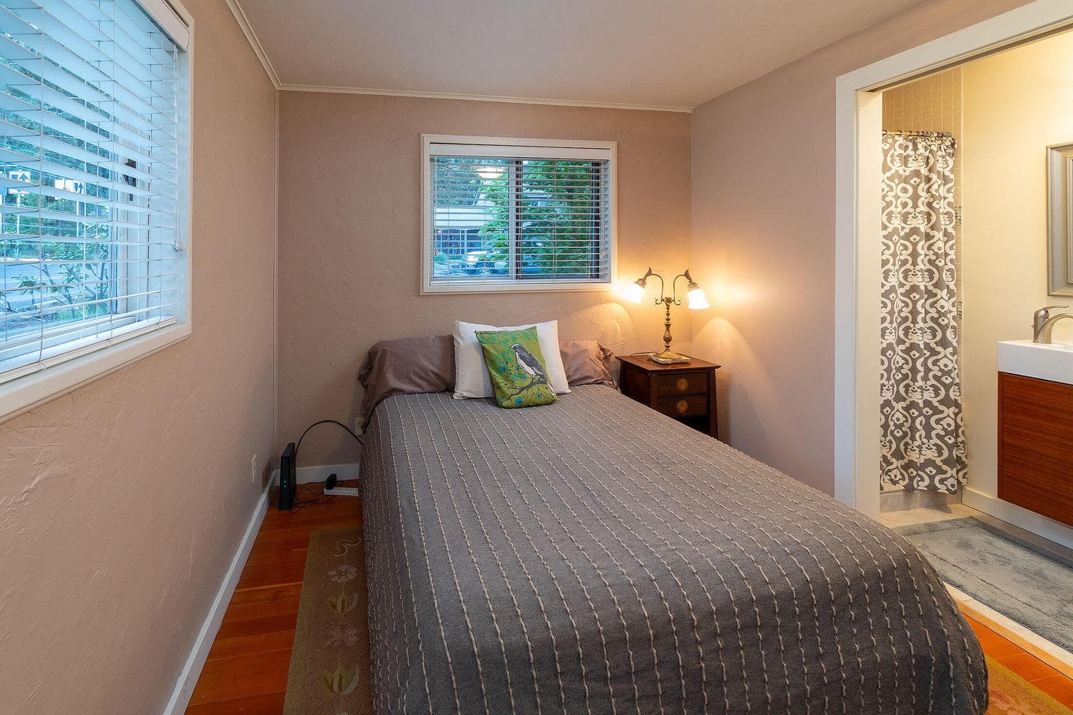 Photo of 1155 NE 9th Street 14 of 30