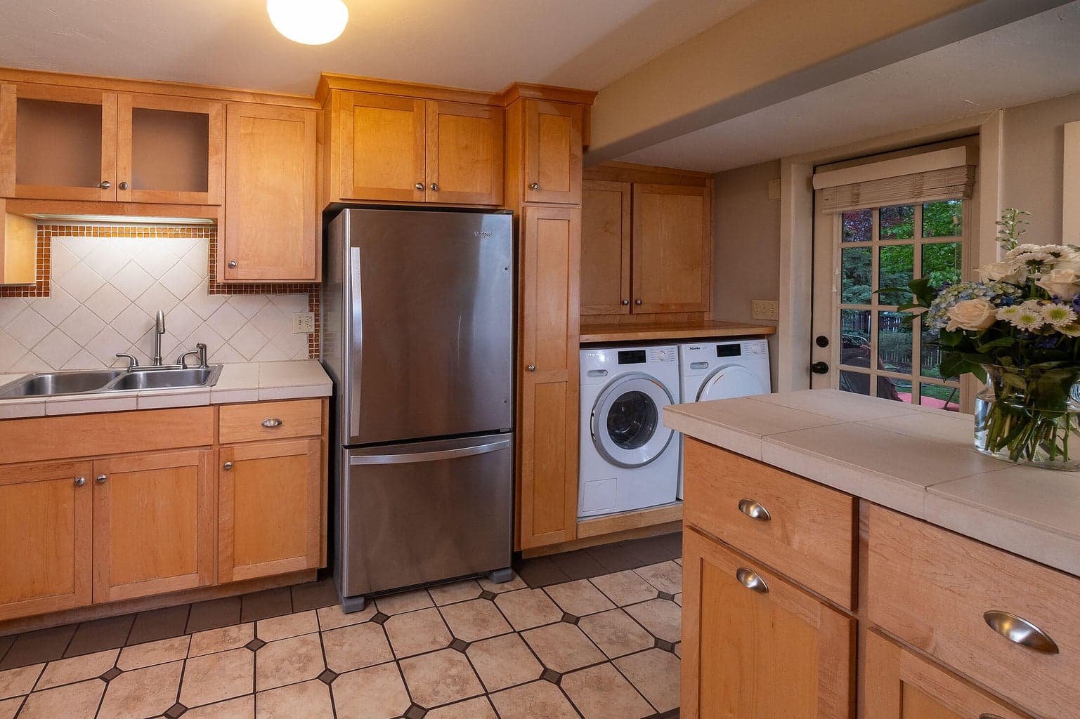 Photo of 1155 NE 9th Street 11 of 30