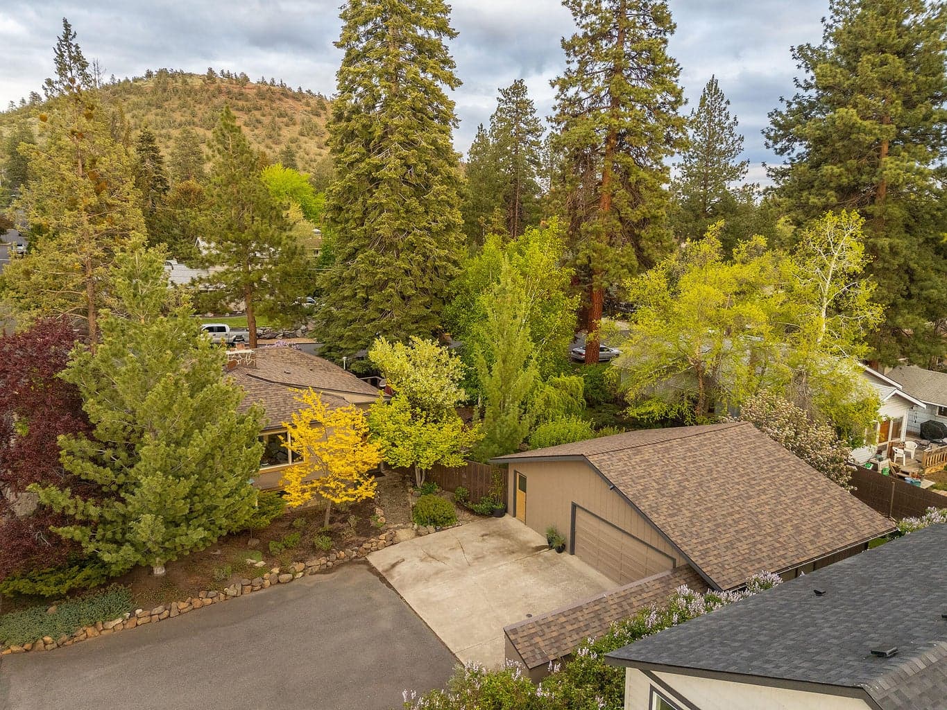 Photo of 1155 NE 9th Street 28 of 30