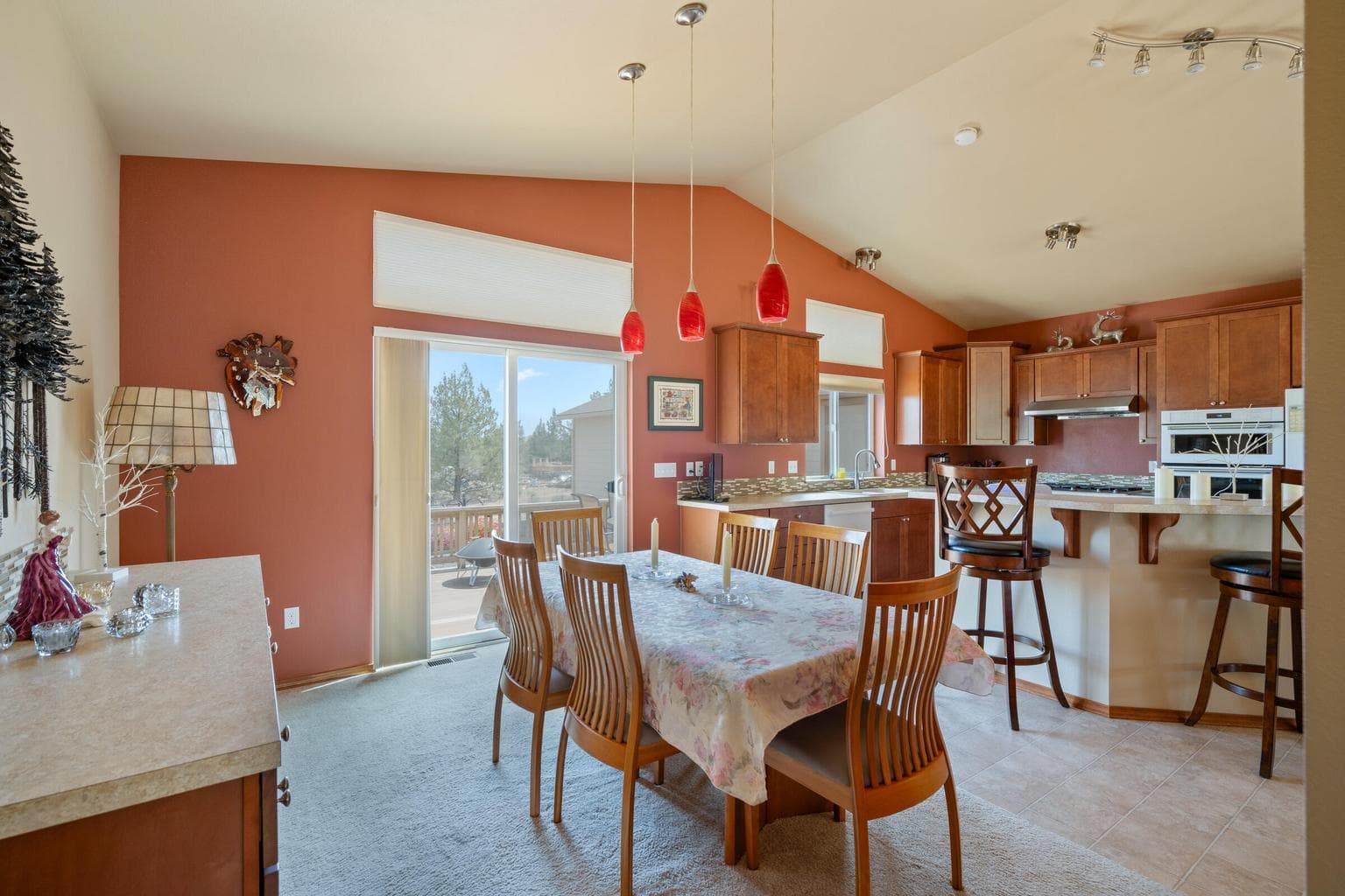 Photo of 17596 Cascade Estates Drive 15 of 47