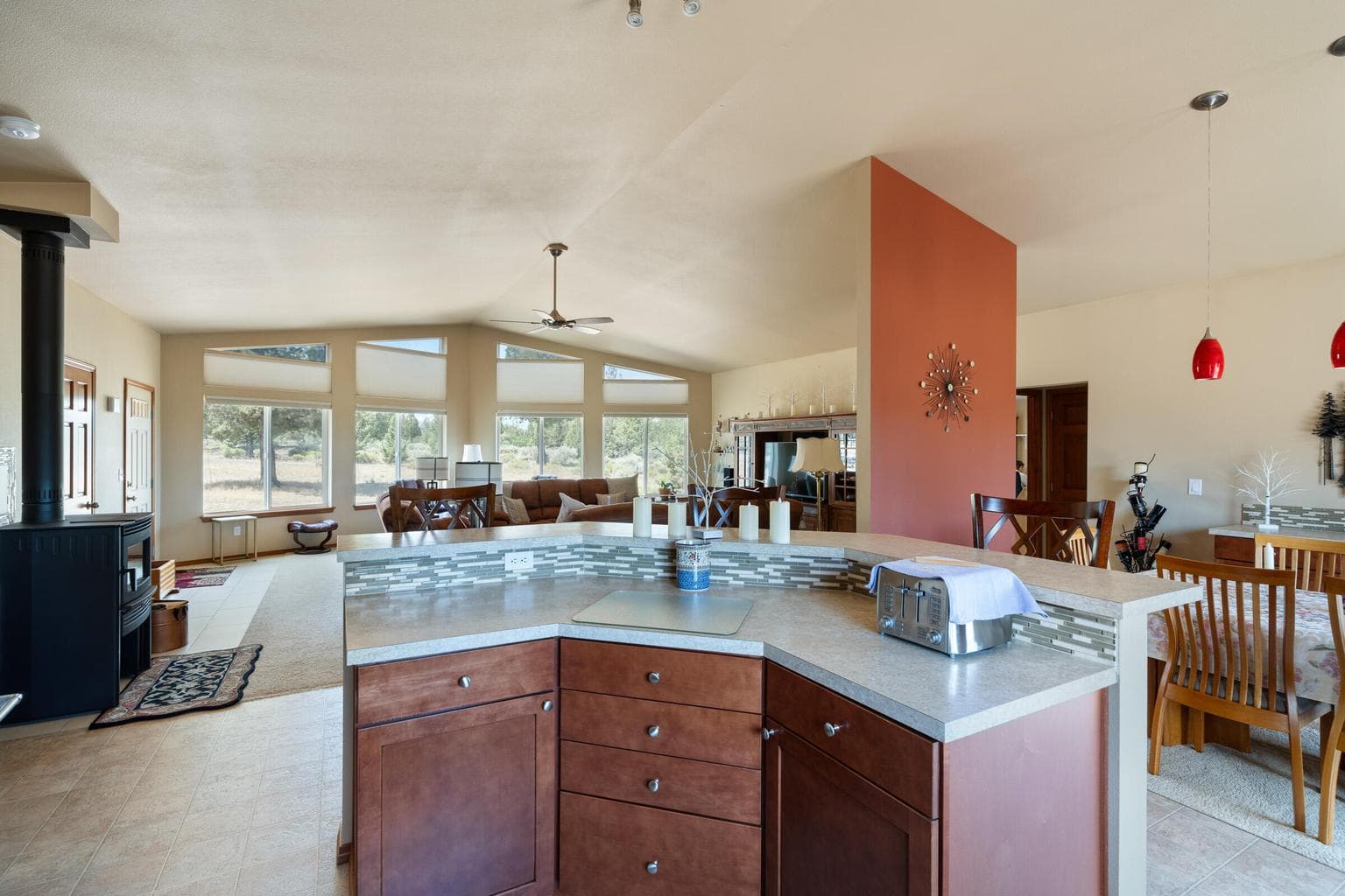 Photo of 17596 Cascade Estates Drive 14 of 47