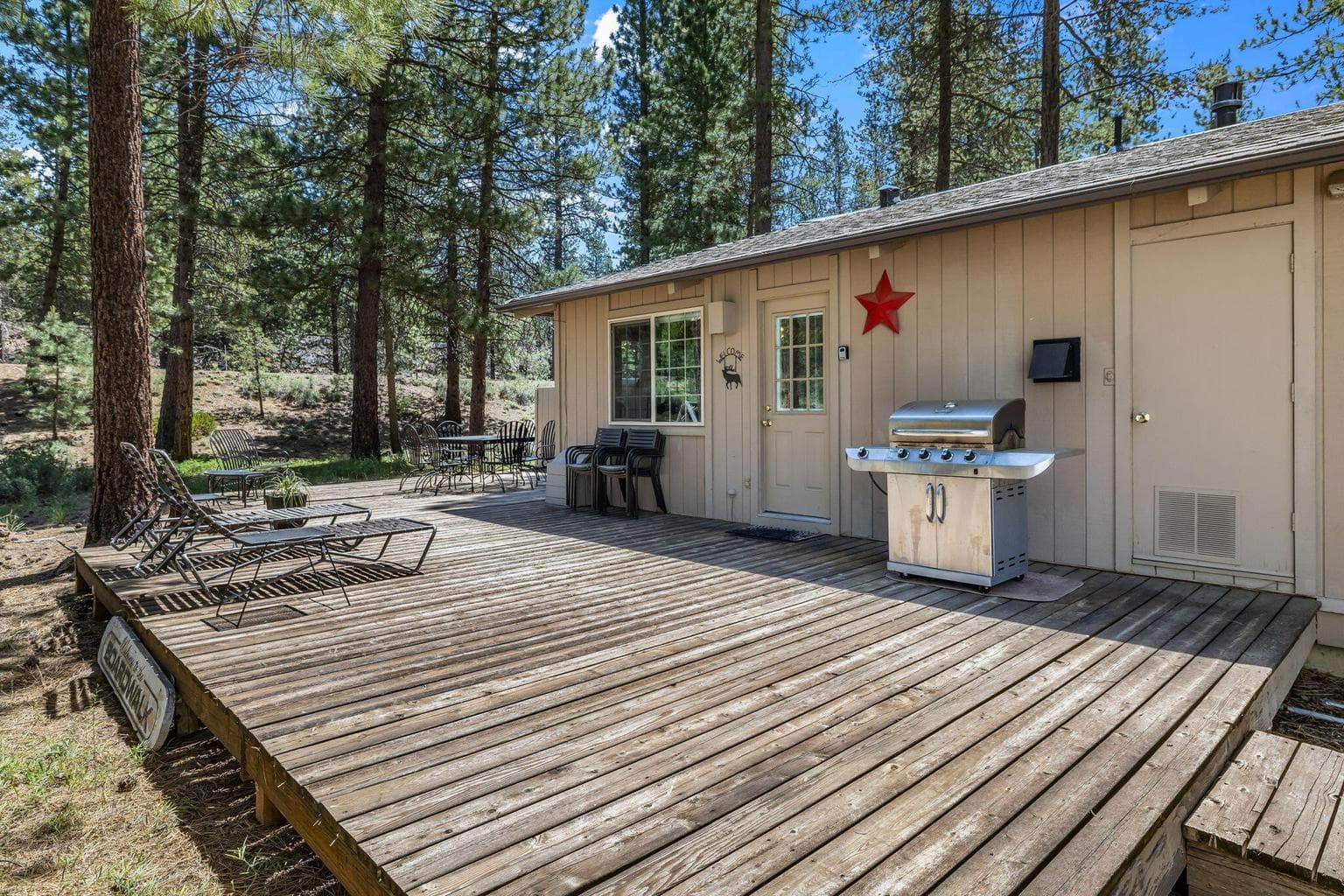 Photo of 57056 Deer Lane 24 of 27