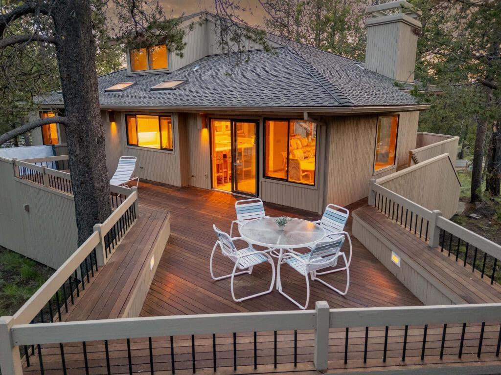 Photo of 57690 Yellow Pine Lane 4 of 33