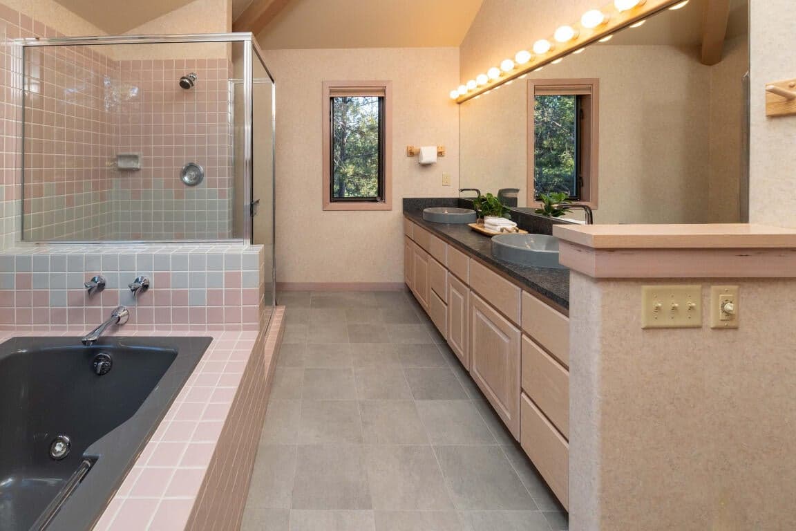 Photo of 57690 Yellow Pine Lane 18 of 33
