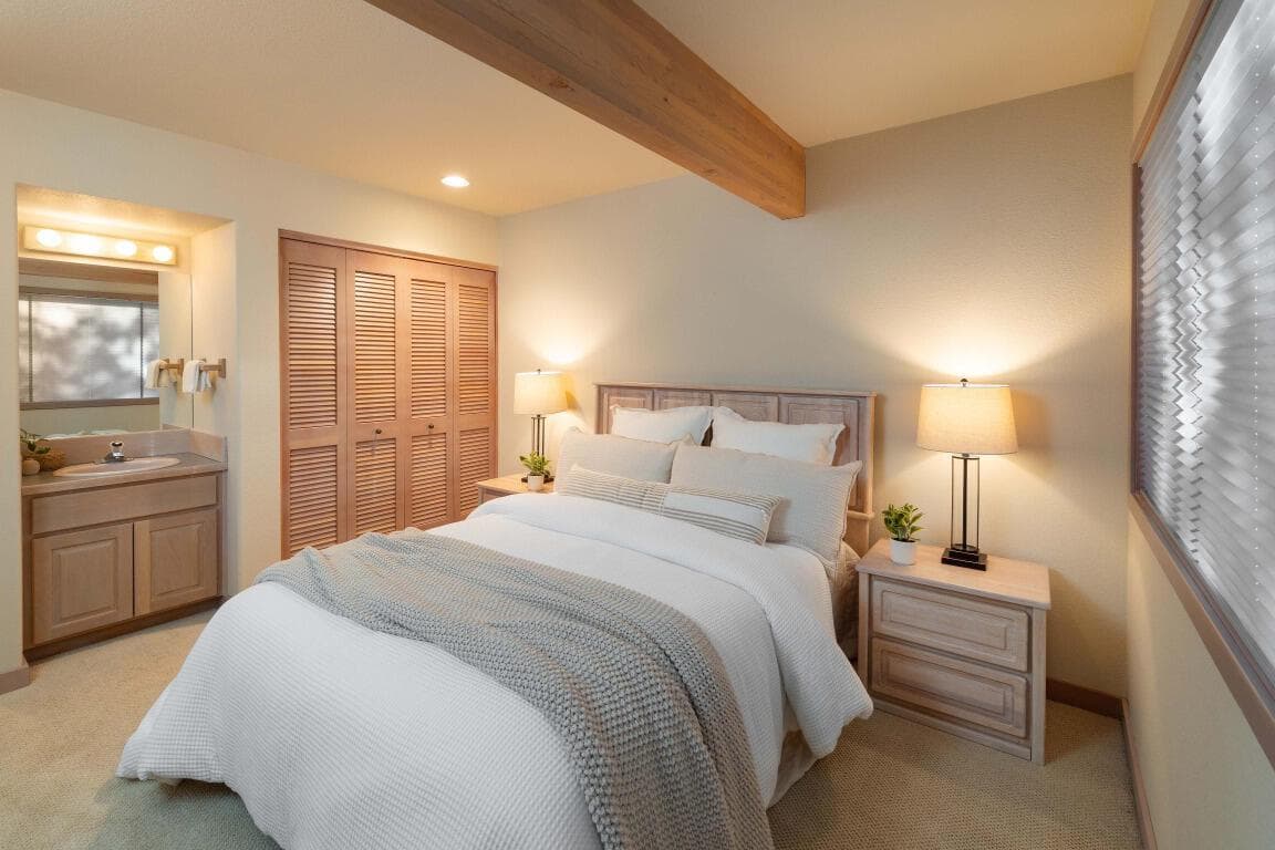 Photo of 57690 Yellow Pine Lane 21 of 33