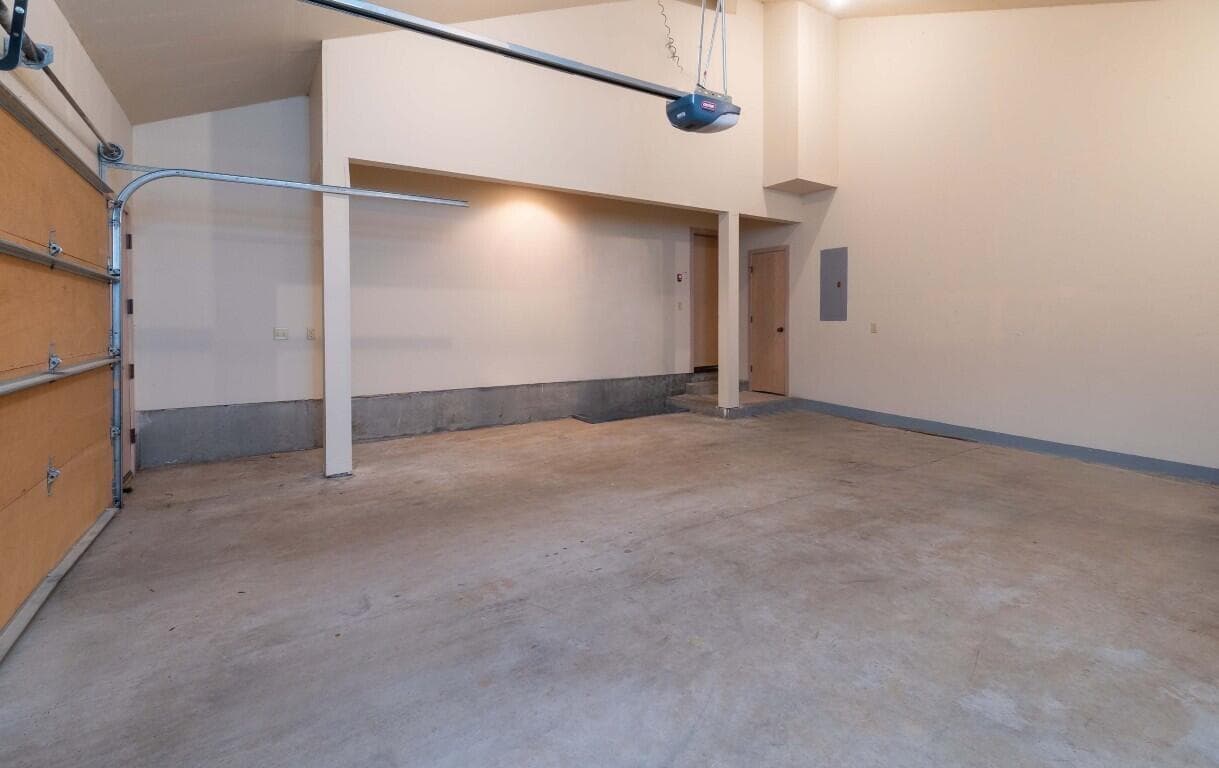 Photo of 57690 Yellow Pine Lane 25 of 33