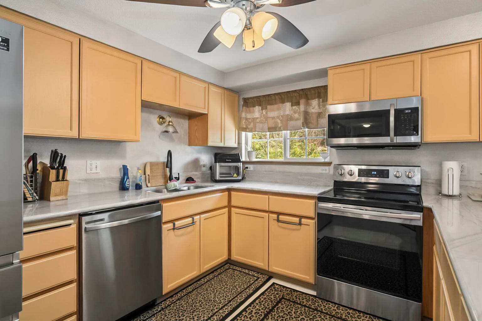 Photo of 63312 NE Carly Lane 12 of 41