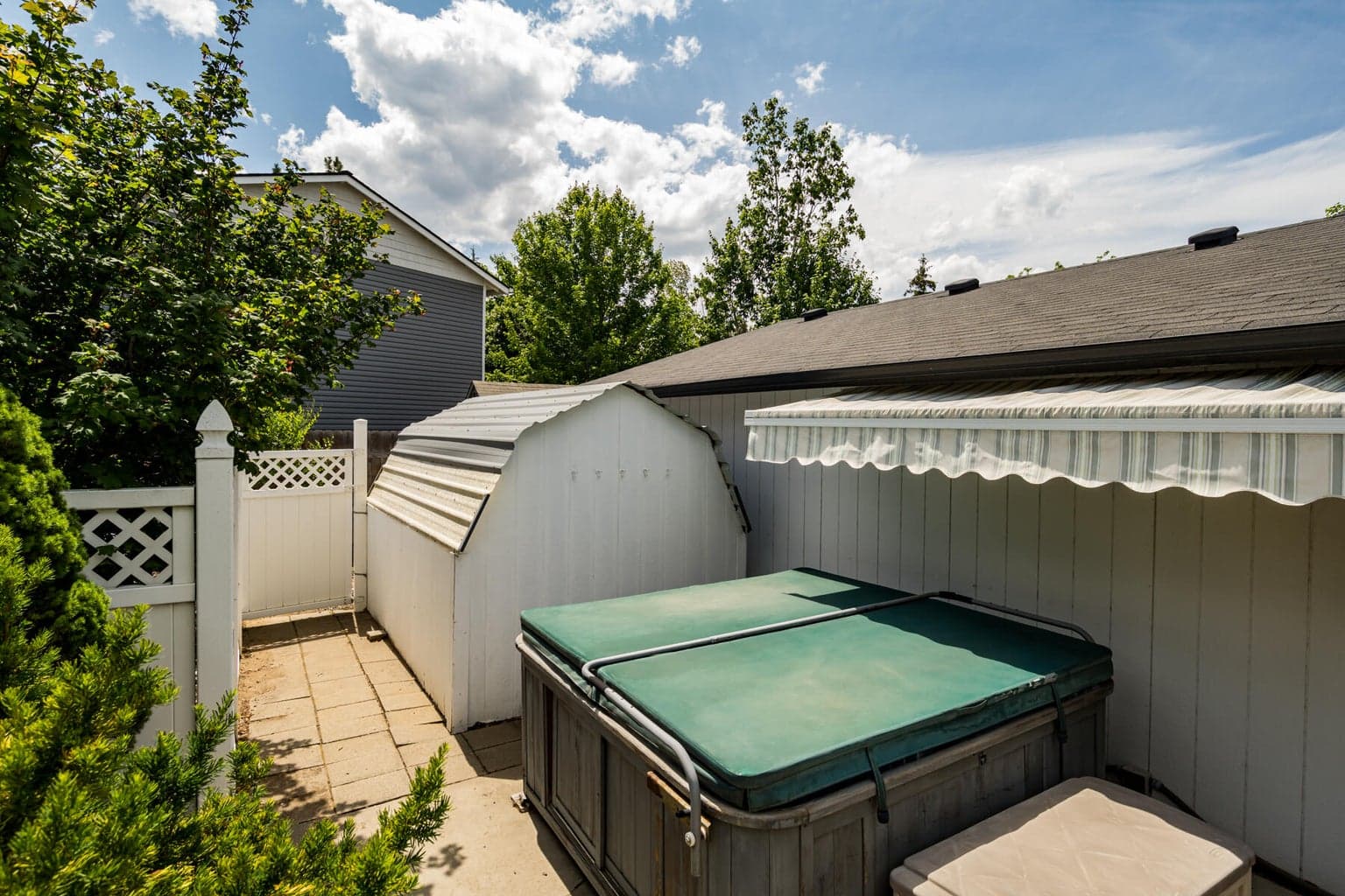 Photo of 63312 NE Carly Lane 30 of 41