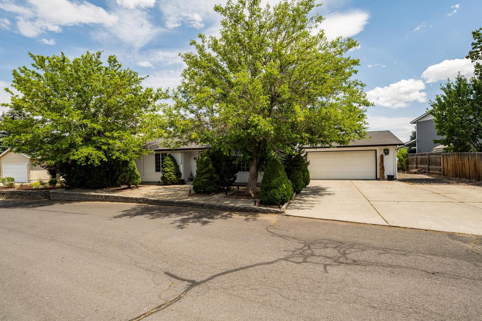 Photo of 63312 NE Carly Lane 34 of 41