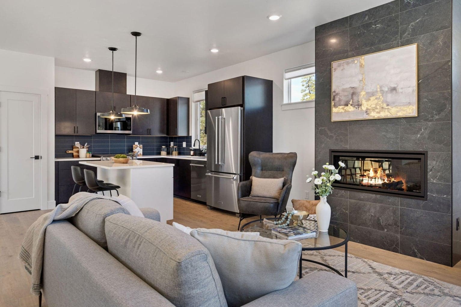 Photo of 1003 W Linda Avenue 6 of 31
