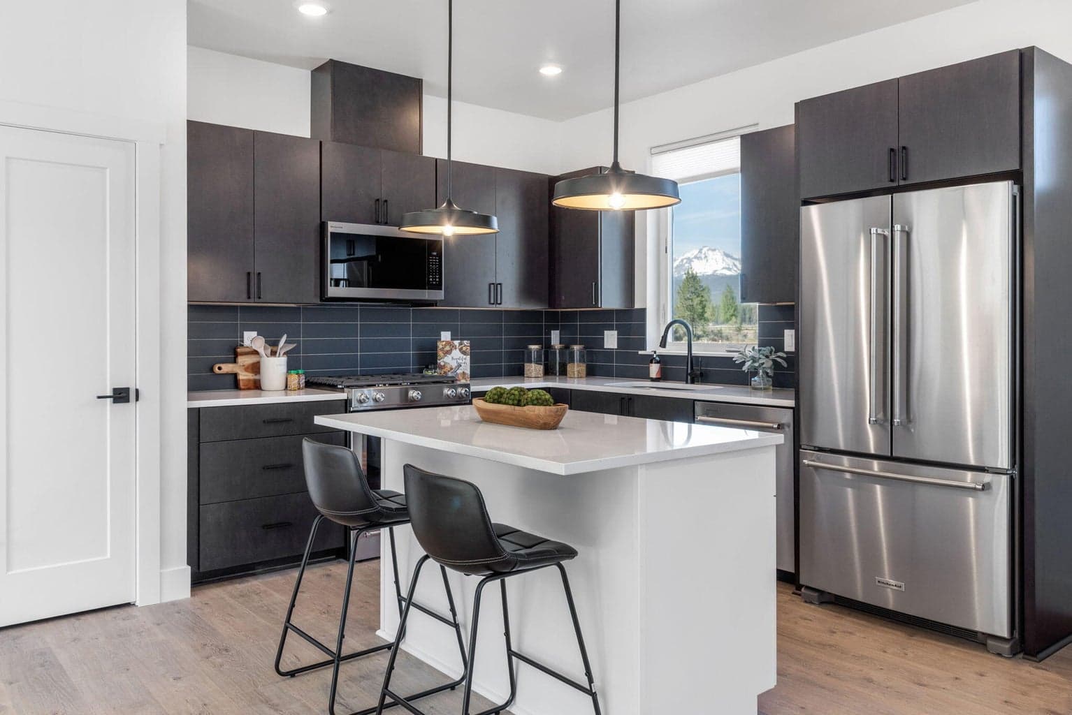 Photo of 1003 W Linda Avenue 7 of 31