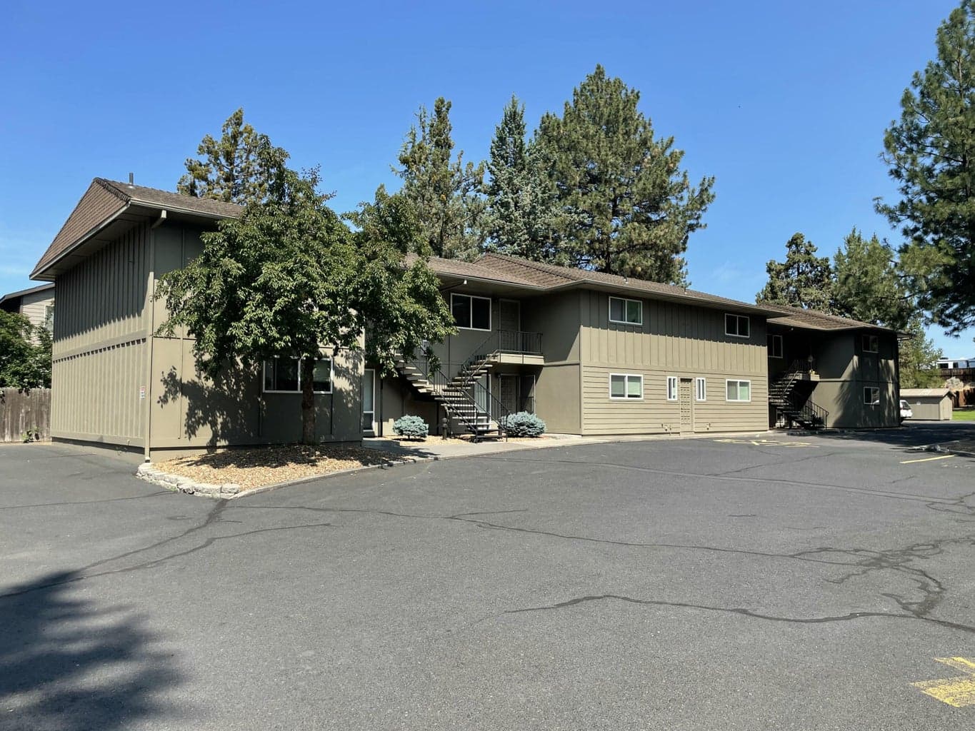 Photo of 1000 Butler Market 1 of 11