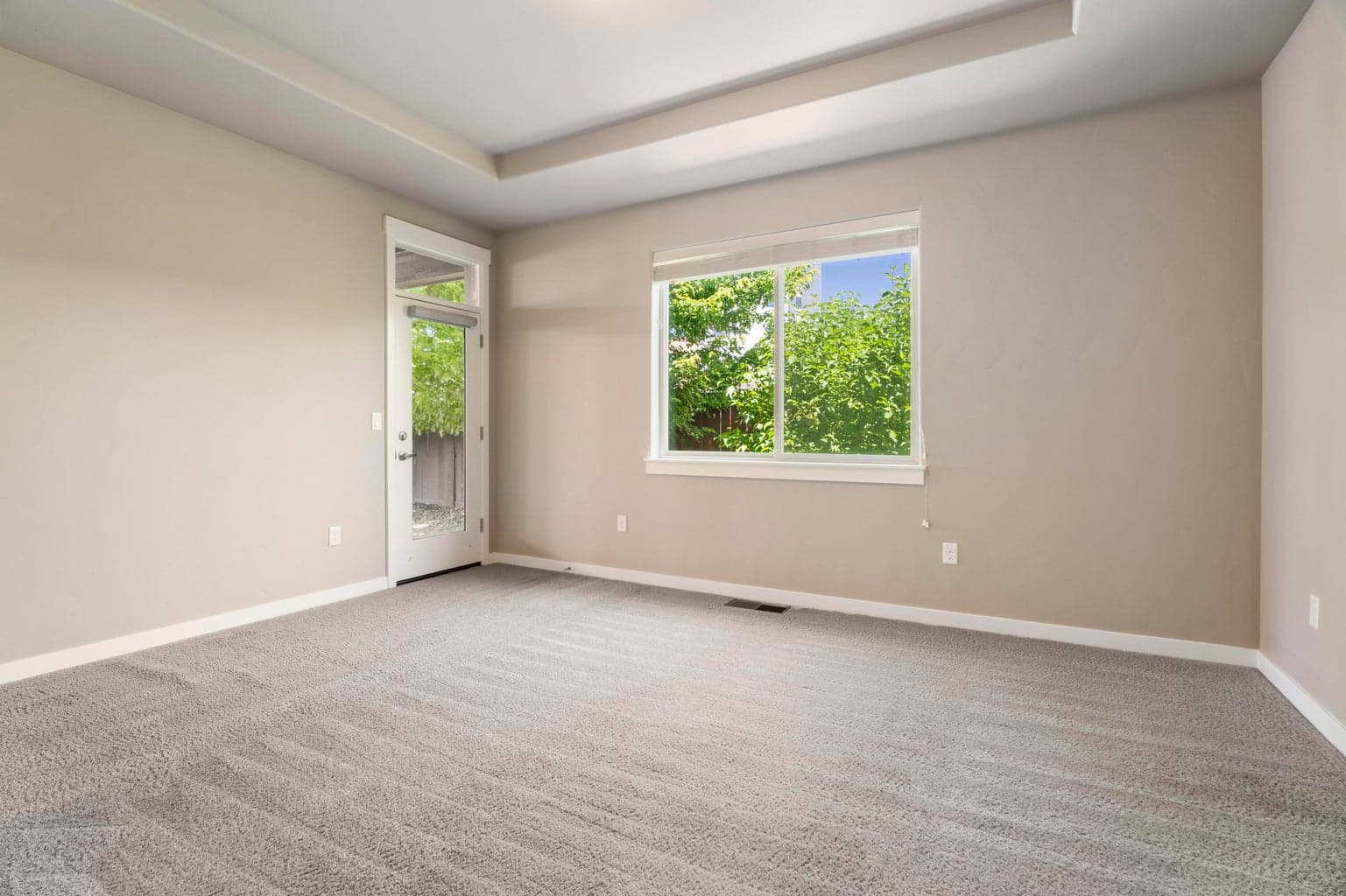 Photo of 3695 SW Badger Court 19 of 27