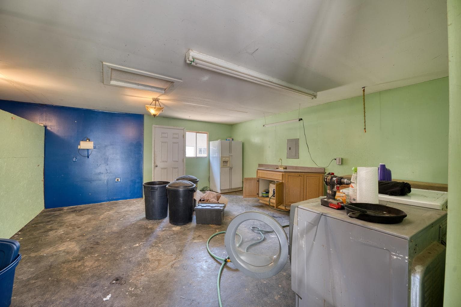 Detached Garage/Storage
