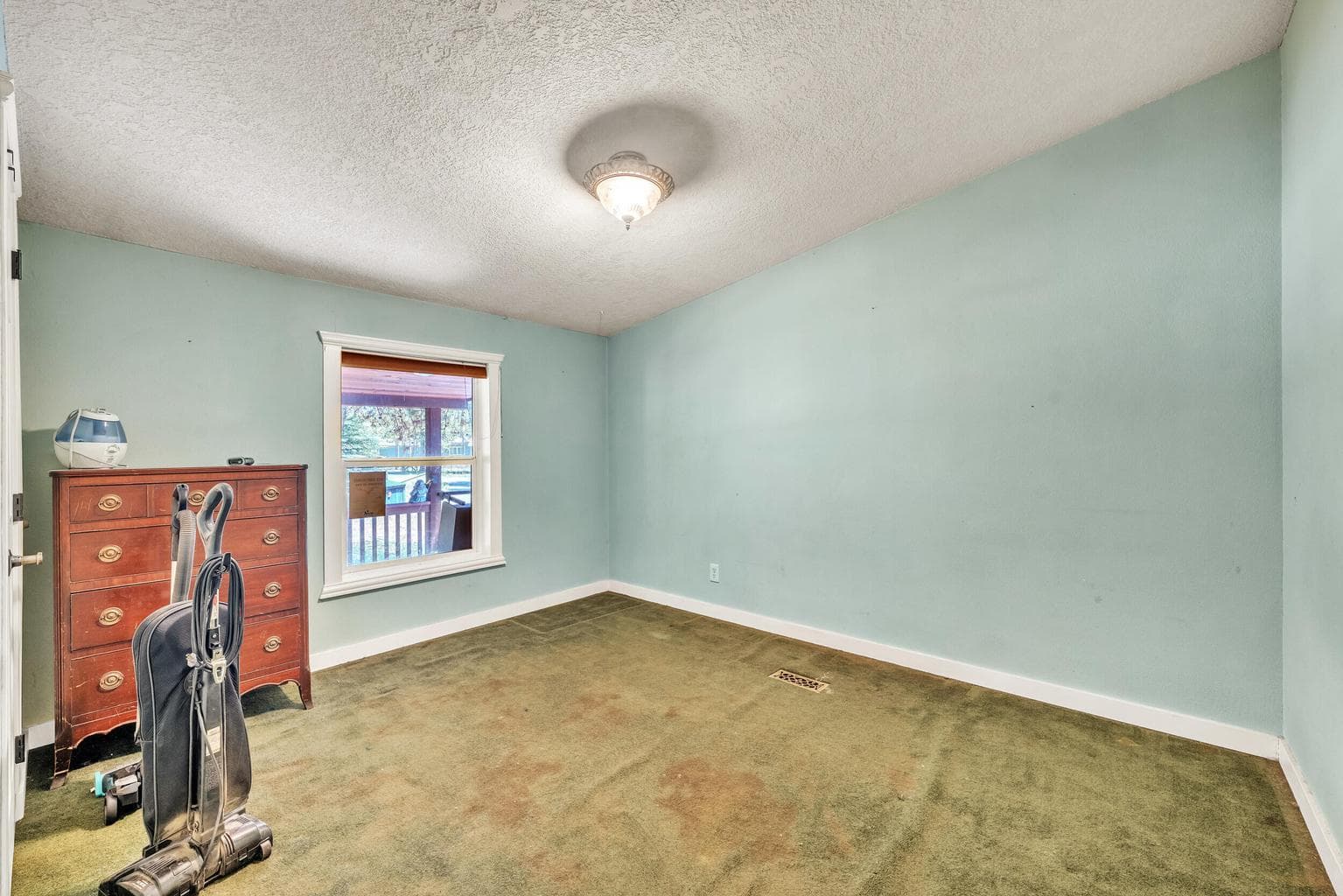 Guest Bedroom 1