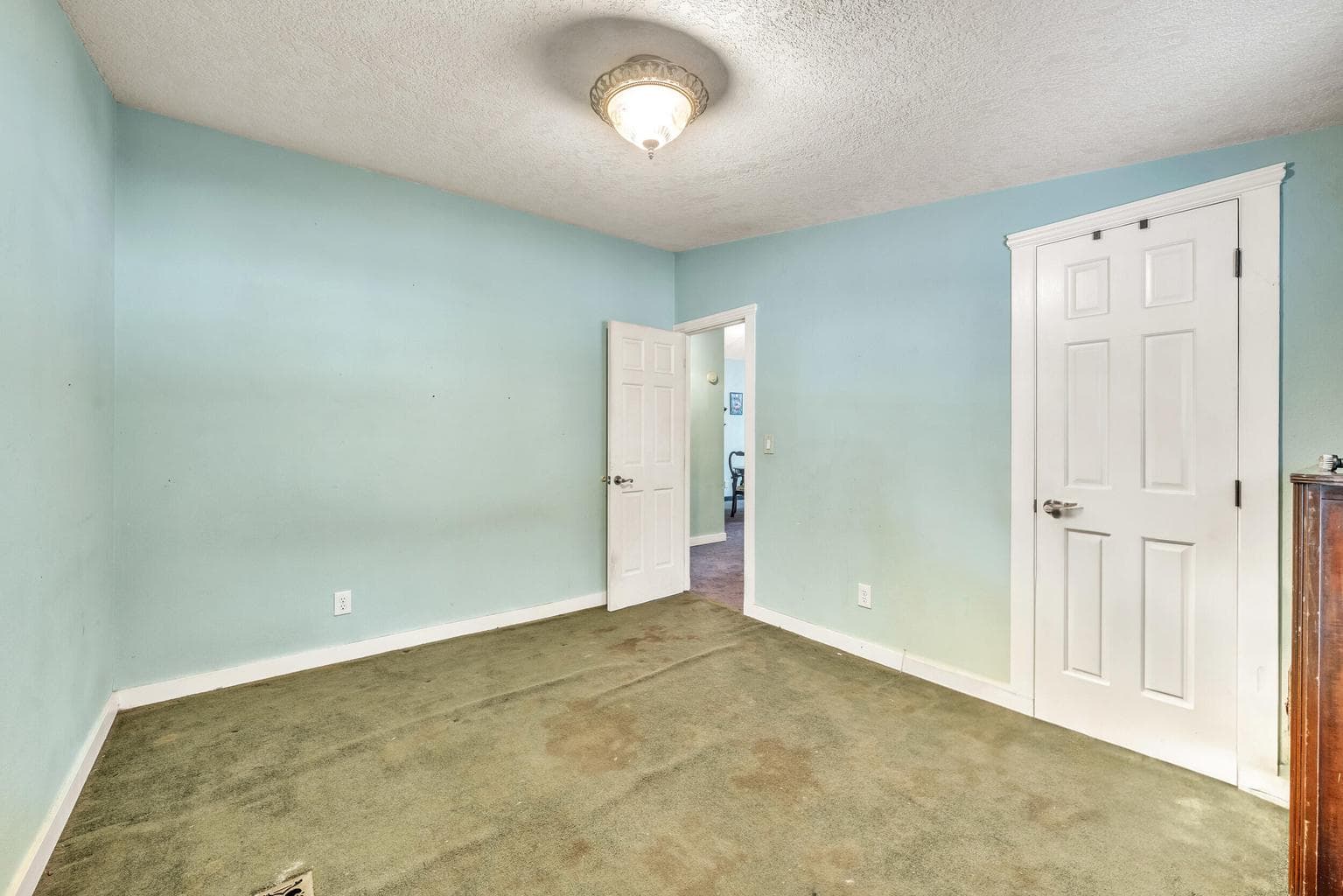 Guest Bedroom 1