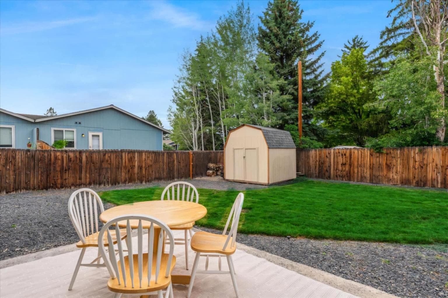 Photo of 2555 SW Timber Avenue 23 of 26
