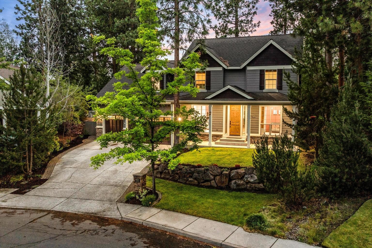 Photo of 60808 Goldenwood 1 of 53