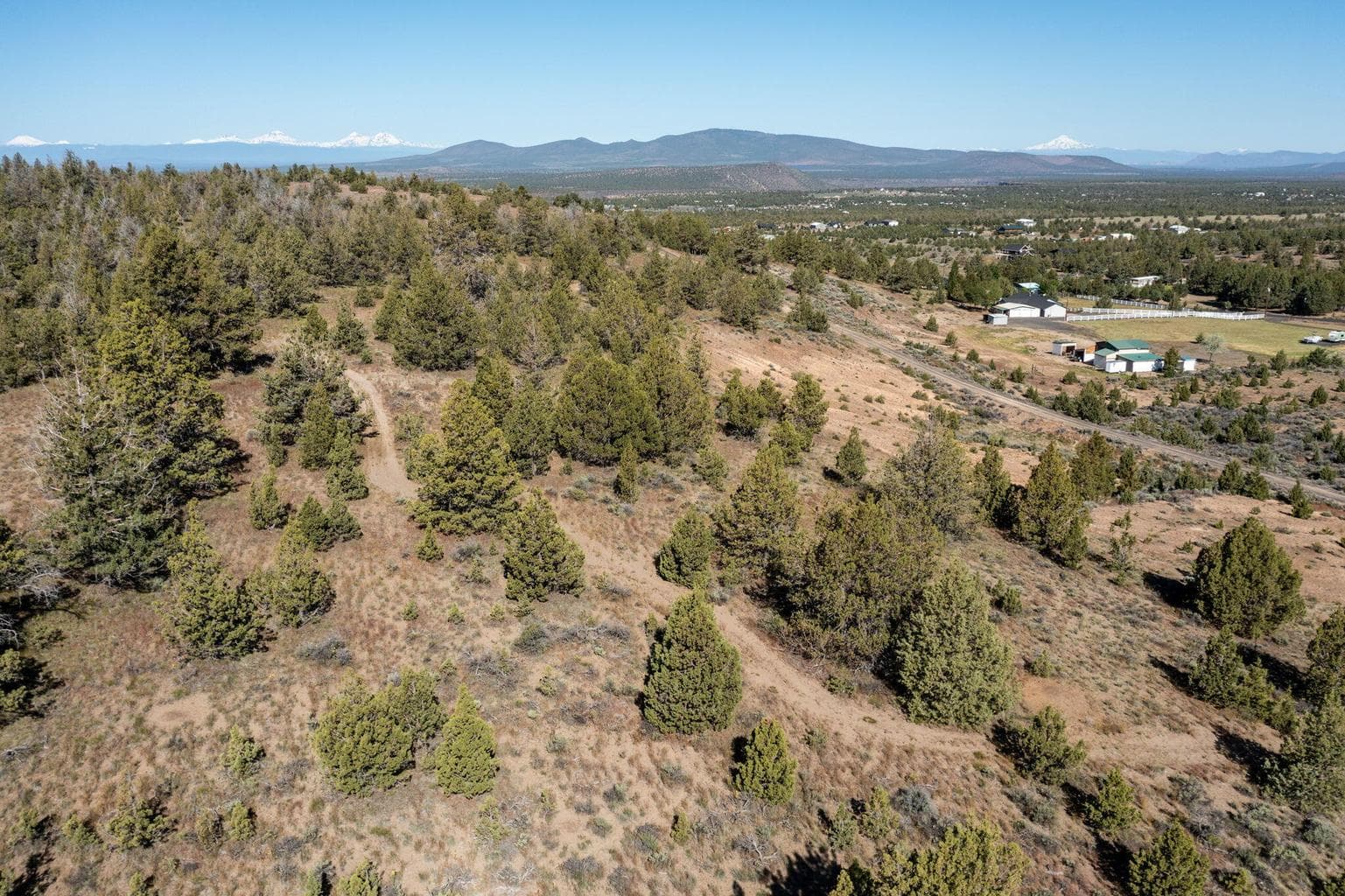 Photo of 5600 SE Seneca Road 6 of 9