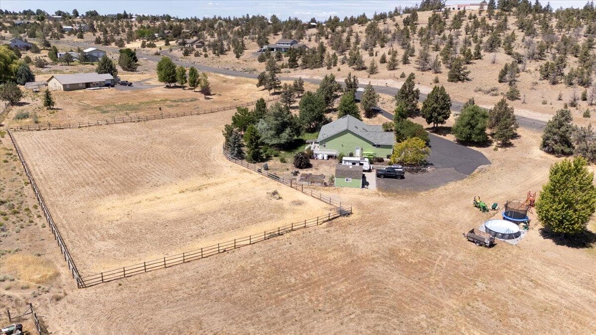 Photo of 2165 Sagebrush 3 of 47