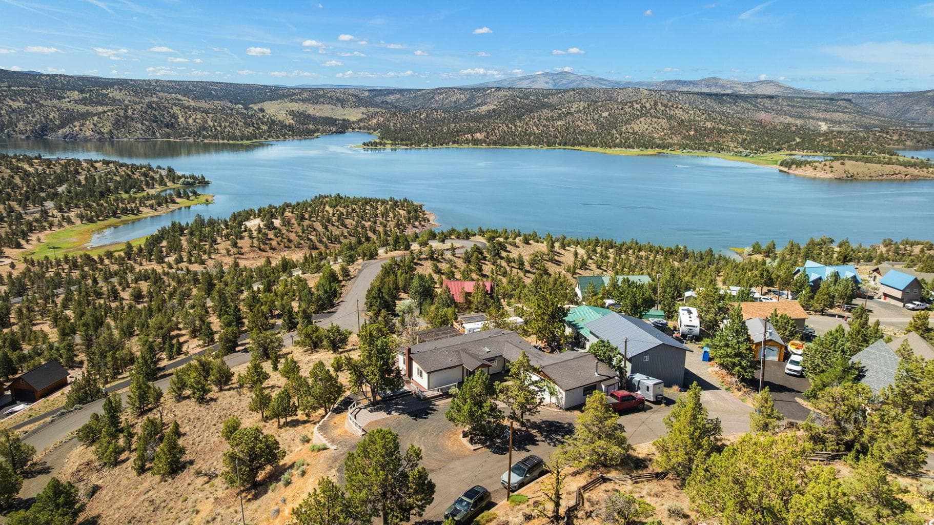 Photo of 18377 Ridge Road 48 of 59