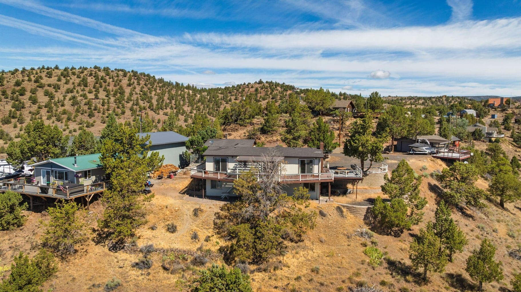 Photo of 18377 Ridge Road 52 of 59