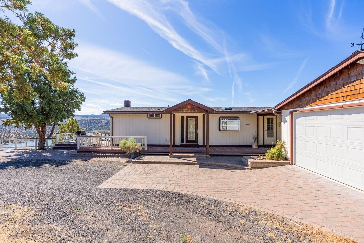 Photo of 18377 Ridge 3 of 59