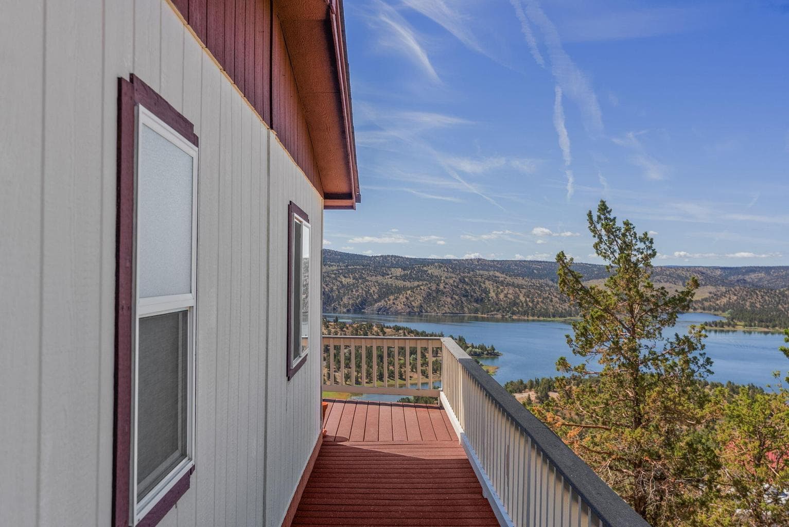 Photo of 18377 Ridge Road 12 of 59