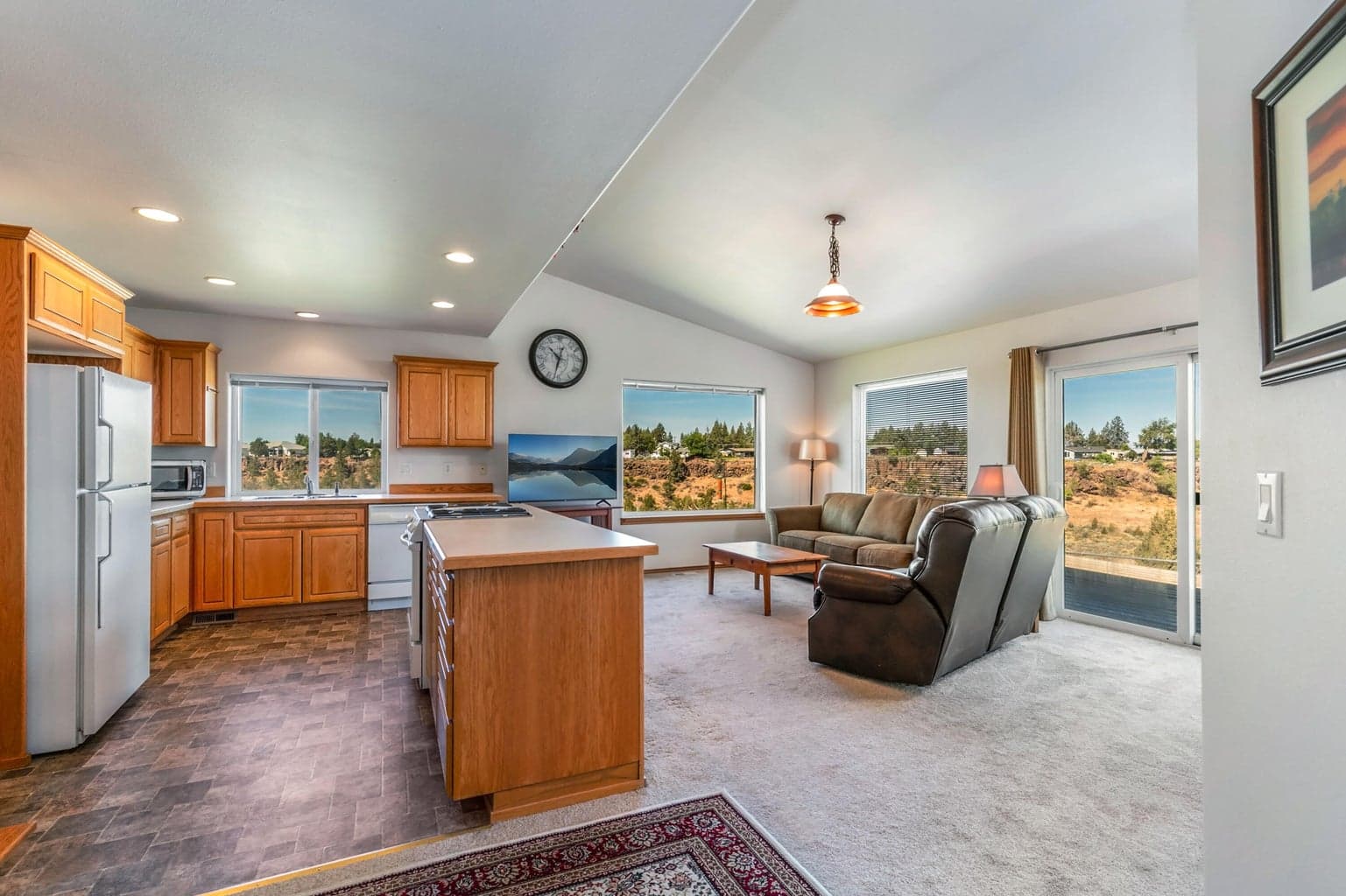 Photo of 1027 Larch 3 of 26