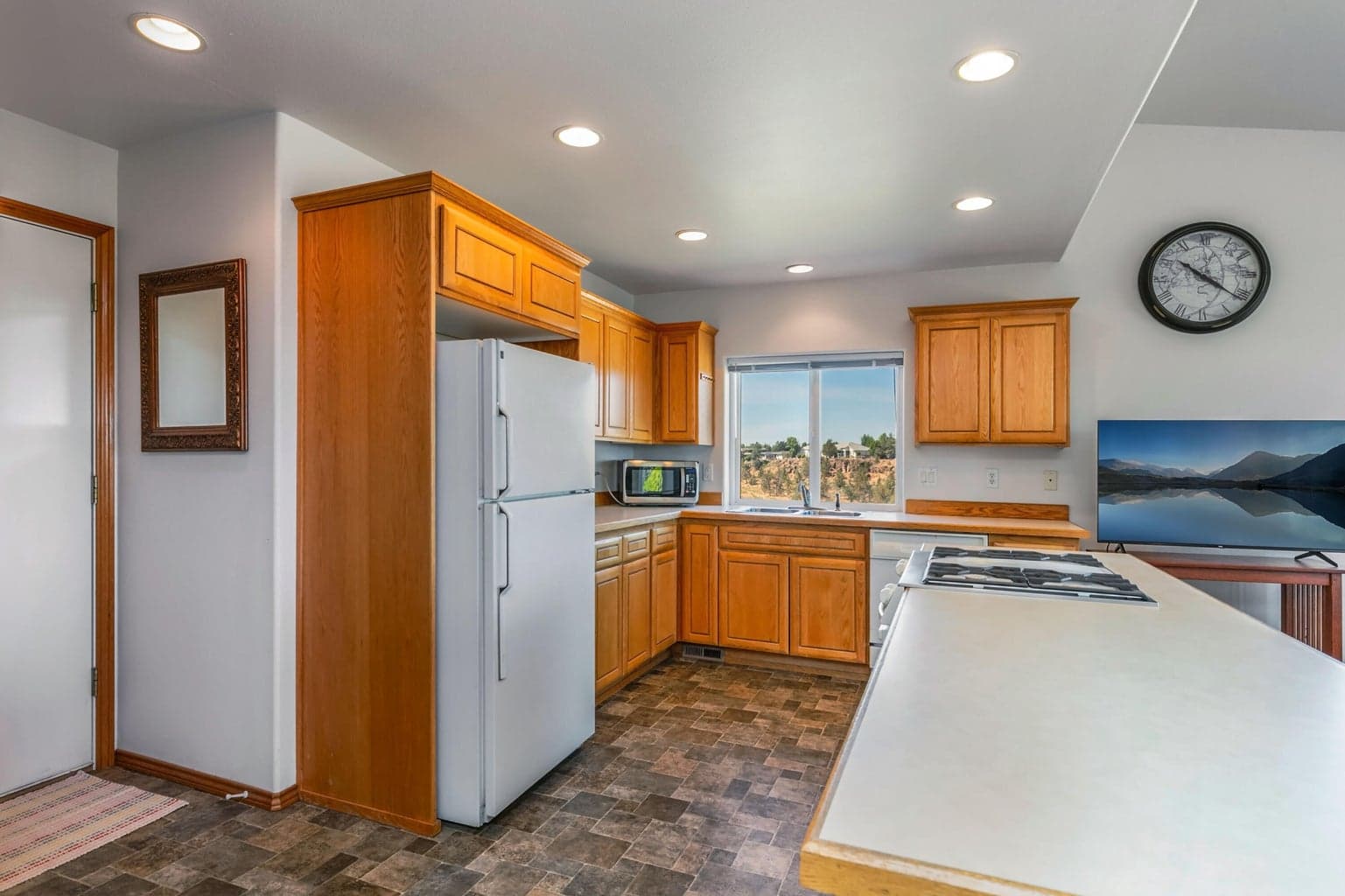 Photo of 1027 Larch 4 of 26