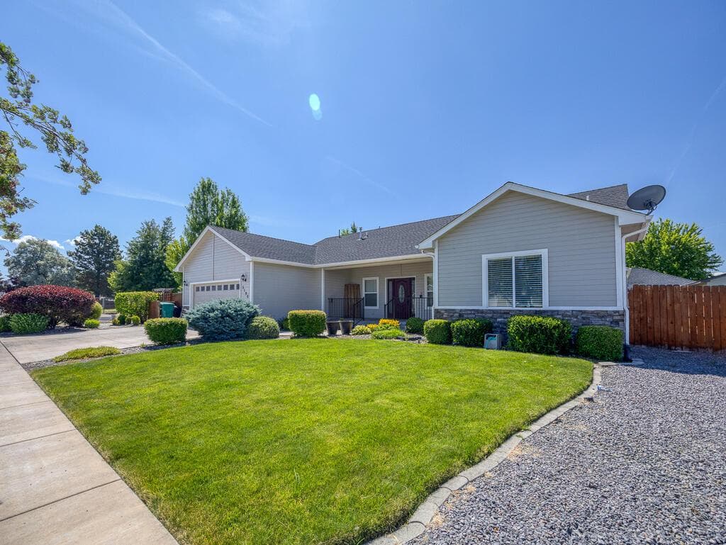 5190 Briana, Klamath Falls, 97603