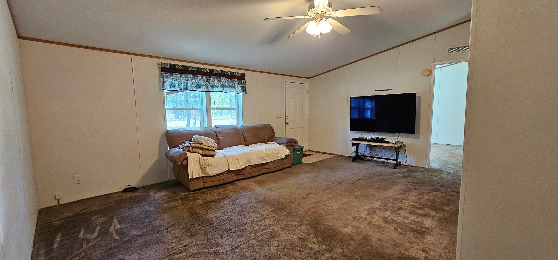 Photo of 15830 Burlwood Lane 6 of 30