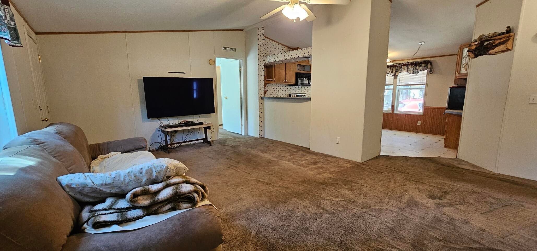 Photo of 15830 Burlwood Lane 7 of 30