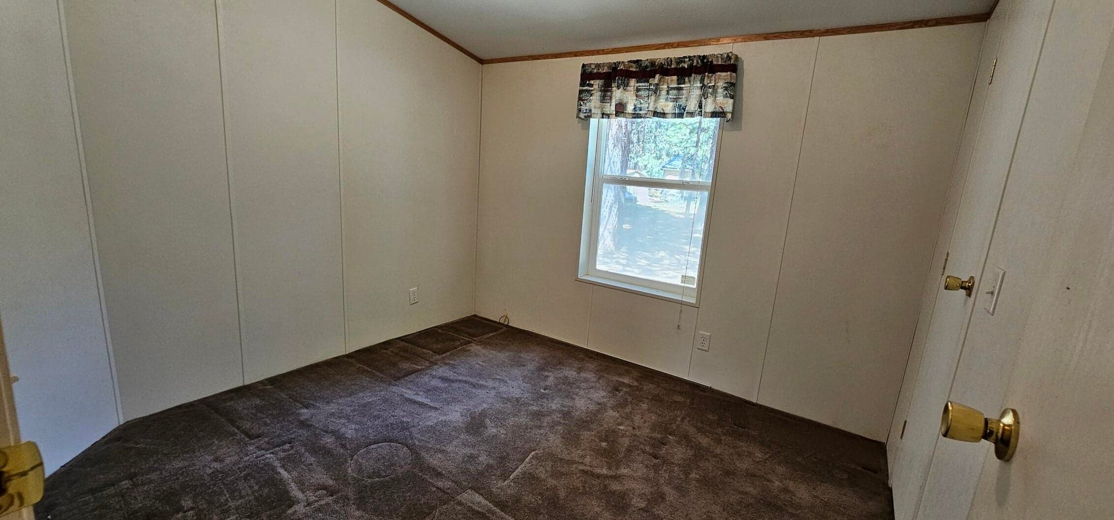 Photo of 15830 Burlwood Lane 19 of 30