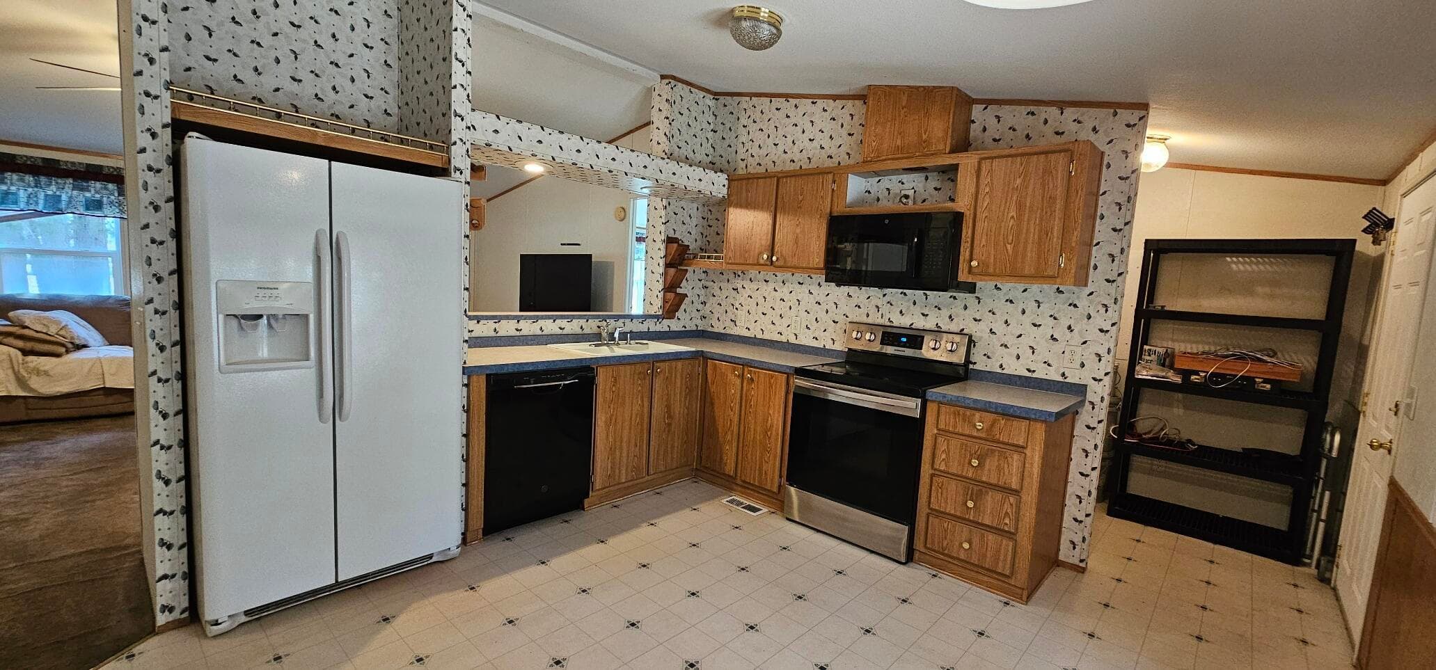 Photo of 15830 Burlwood Lane 11 of 30