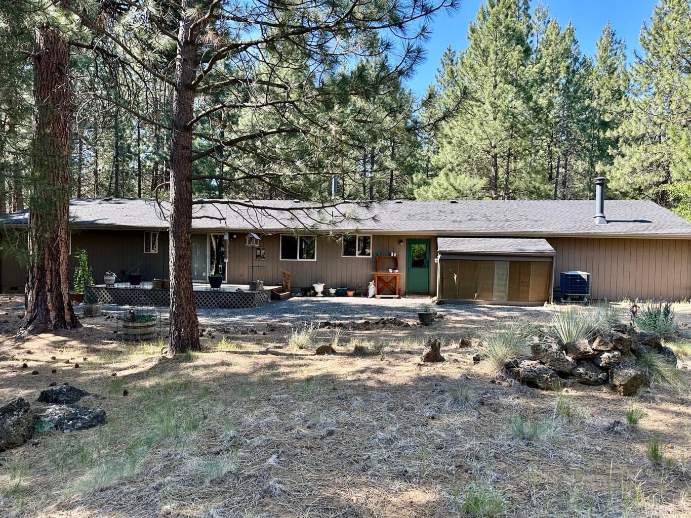 Photo of 14570 Mountain View Loop 23 of 28