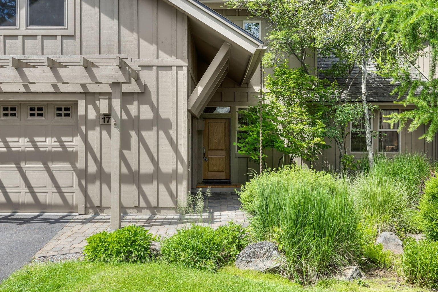 Photo of 57187 Fremont Drive 2 of 57