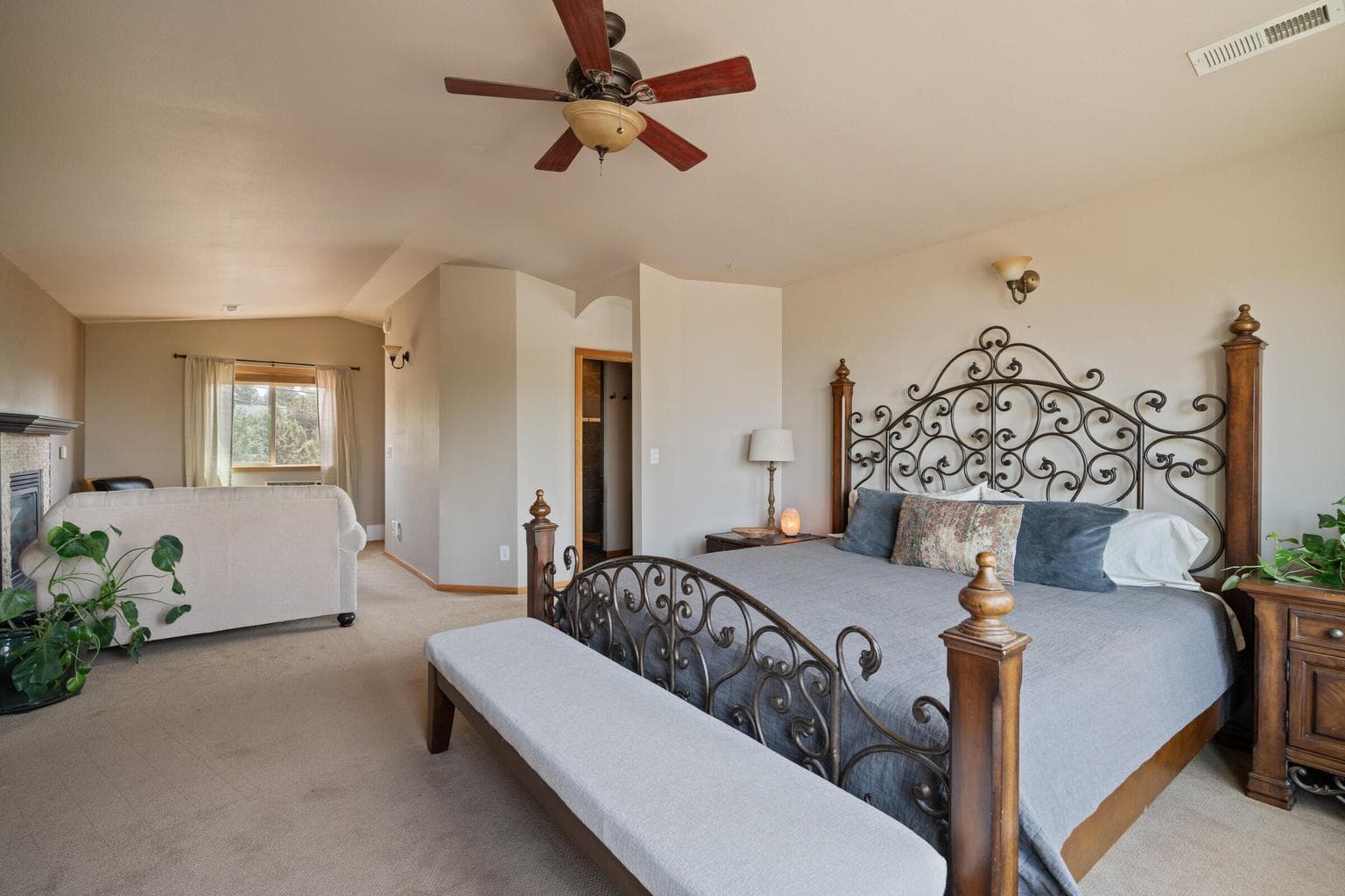 Photo of 3176 SW 46th Street 23 of 69