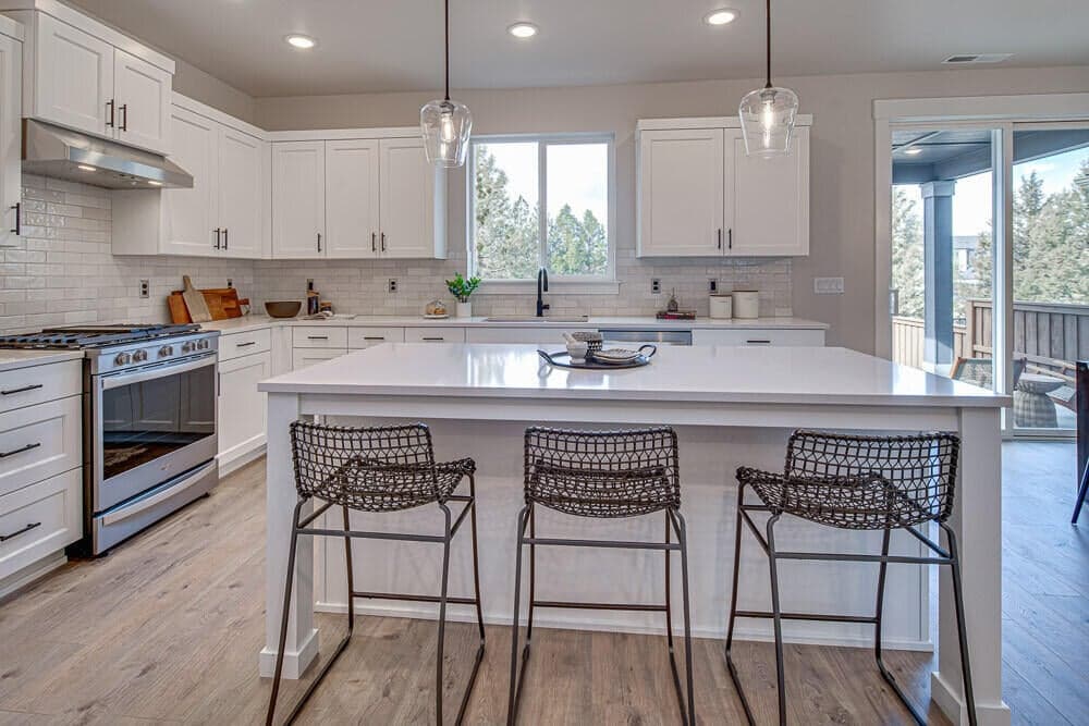 Kitchen. Photos have been virtually staged.