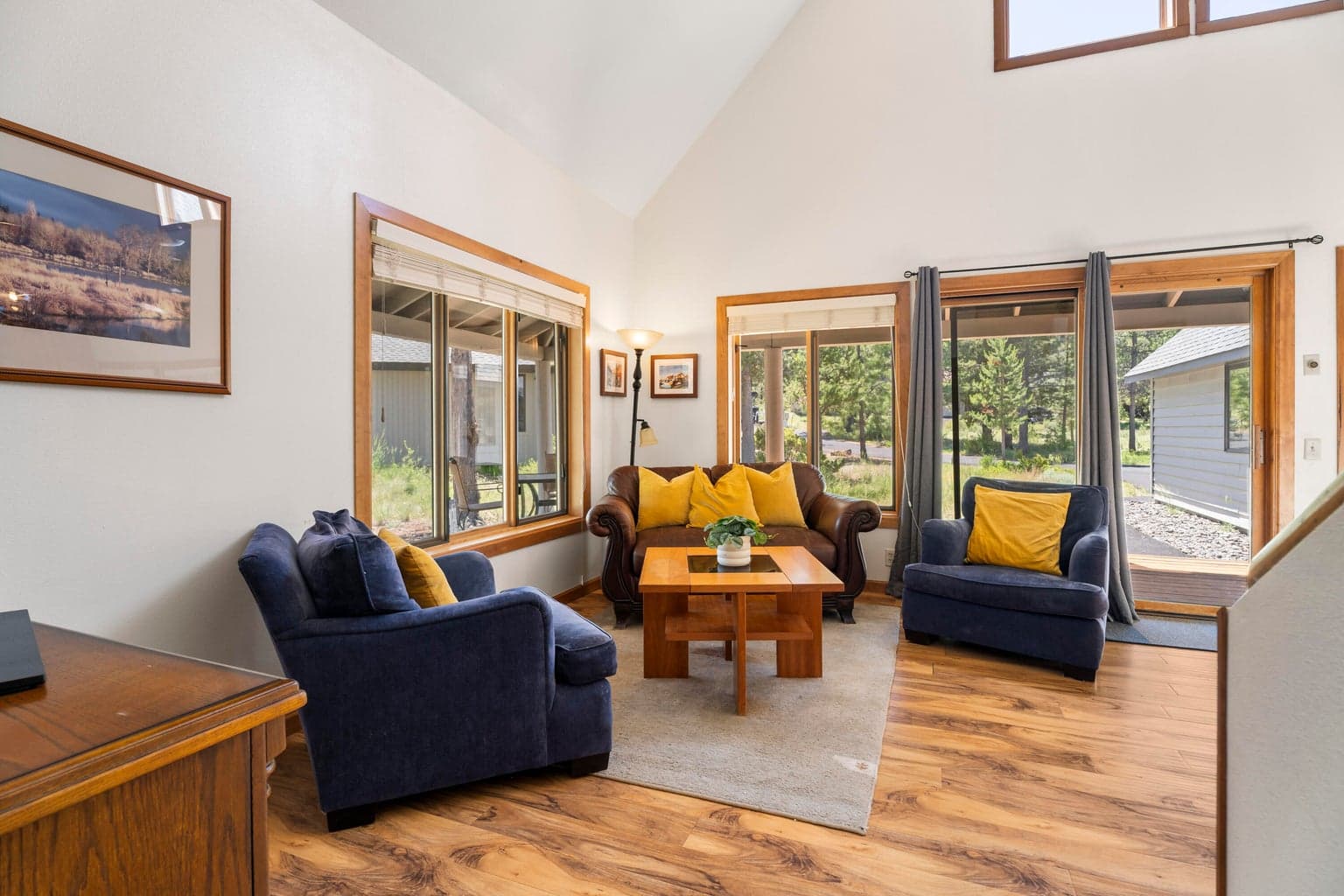 Photo of 18118 Modoc Lane 7 of 28