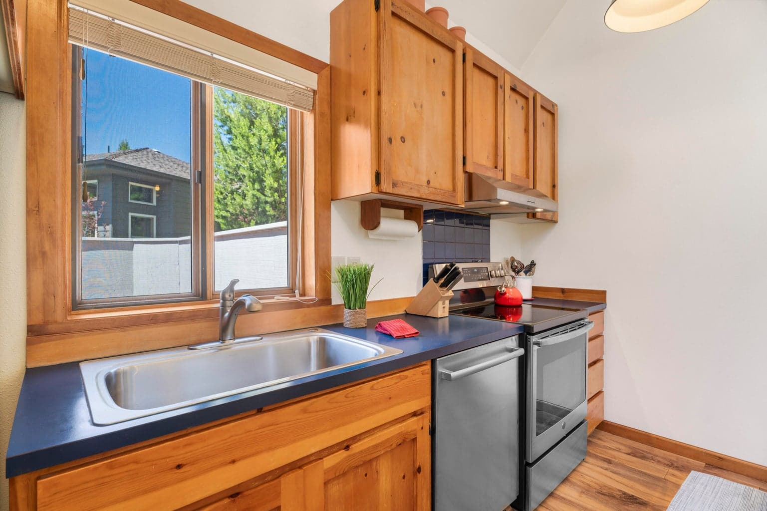 Photo of 18118 Modoc Lane 12 of 28
